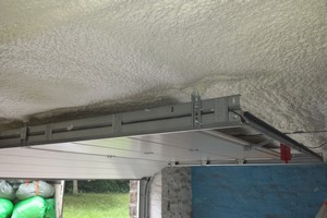 Isolation de plafond à Liège - Mousse polyuréthane